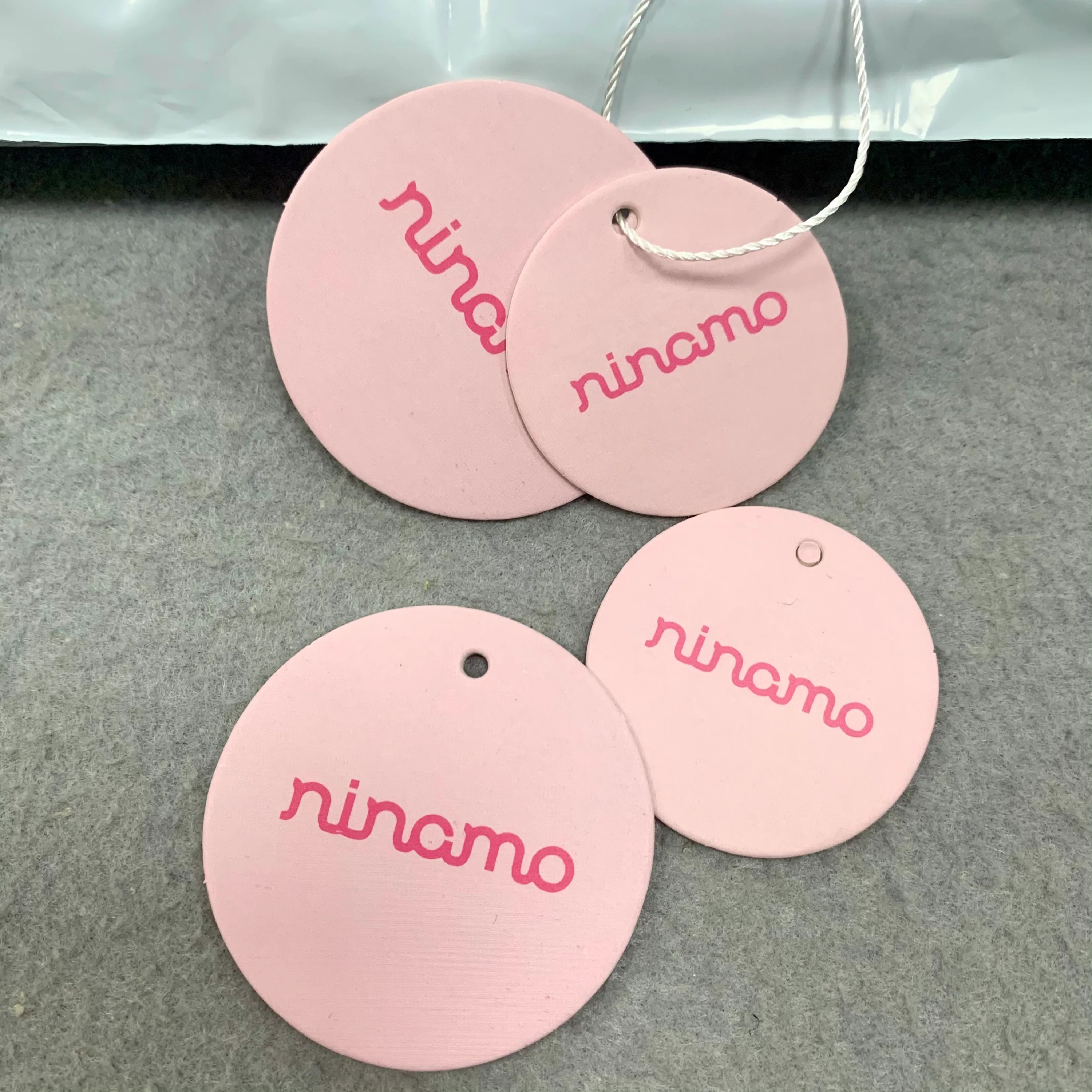 kraft paper round hang tags with string kraft paper round hang tags with string