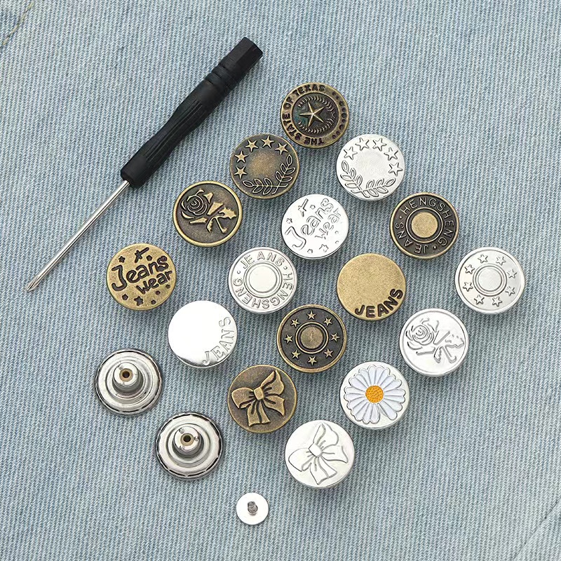 Custom made clothing buttons