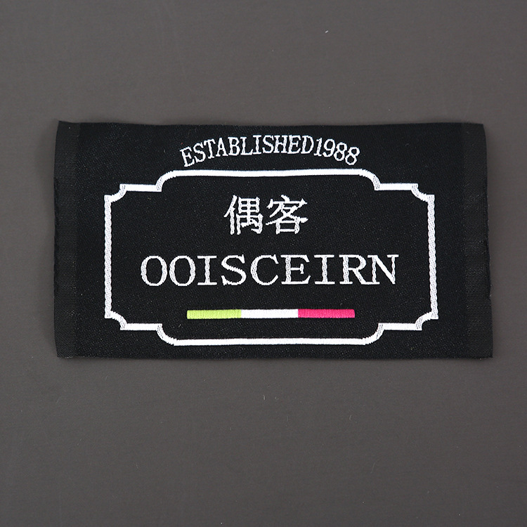 clothing label tag size